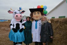 Opening of a robotic dairy farm