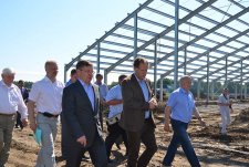 Visit of the Gevernor of the Tumen Oblast to Agrofirma Mezhdurechye