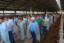 “Give Way to Milk!” motor rally in Sibirskaya Niva